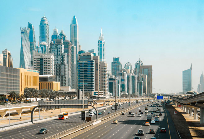 Taxi from Dubai to Abu Dhabi with intercity travel route