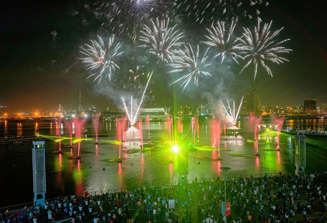 New Year's Eve in Dubai travel tips for planning events, transport and backup options